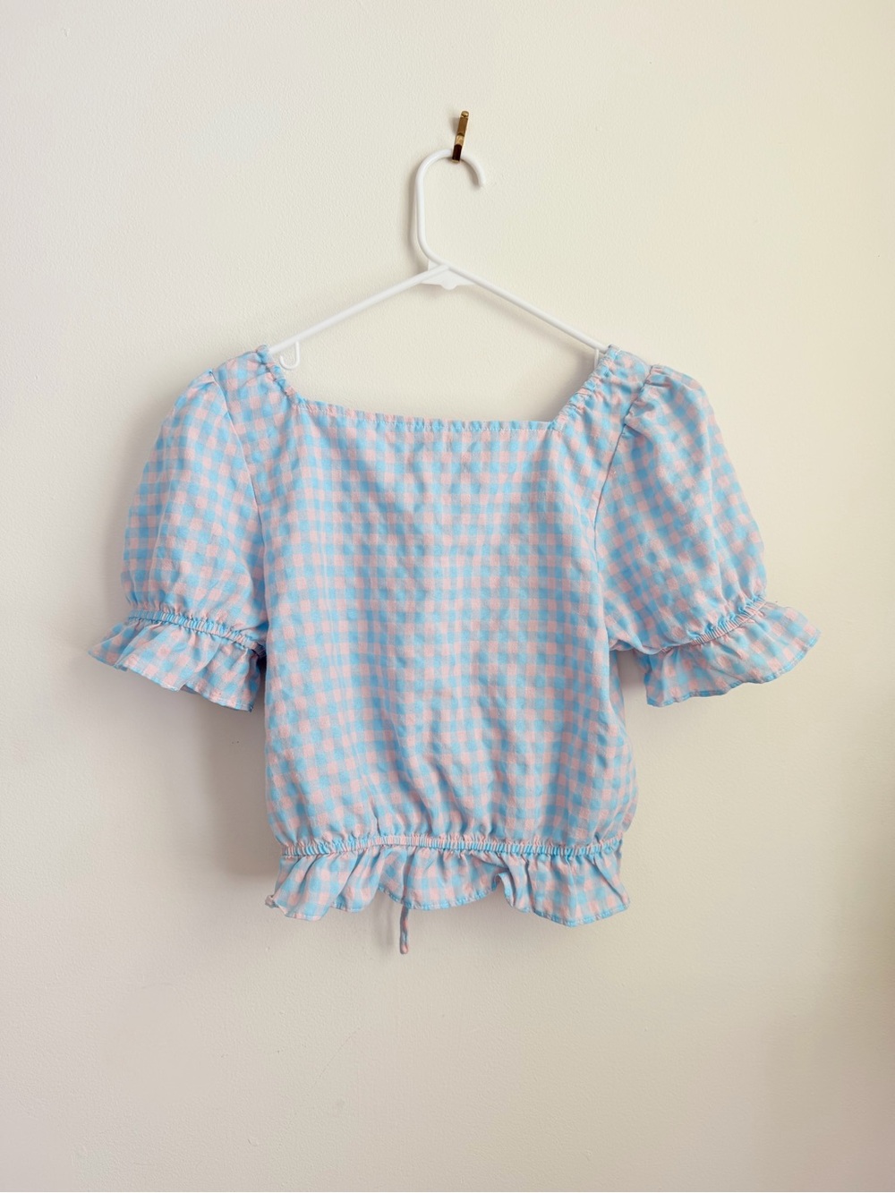 Gingham Ruffle Crop Top - Picture 4 of 5